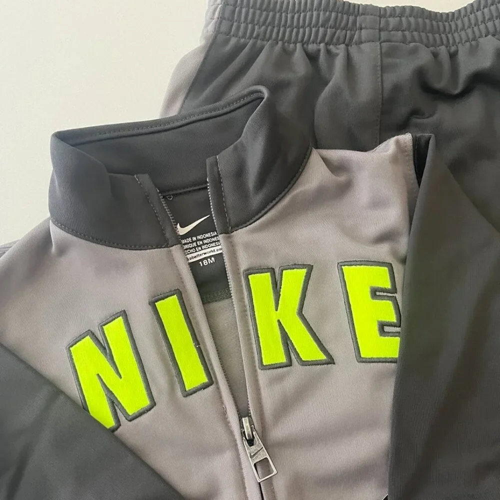 NIKE 2 pc sweatsuit - toddler size 18mo